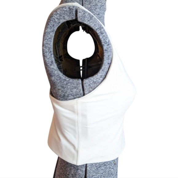 NWT Girlfriend Collective Paloma Racerback Bra - Ivory Sz M - Picture 3 of 8